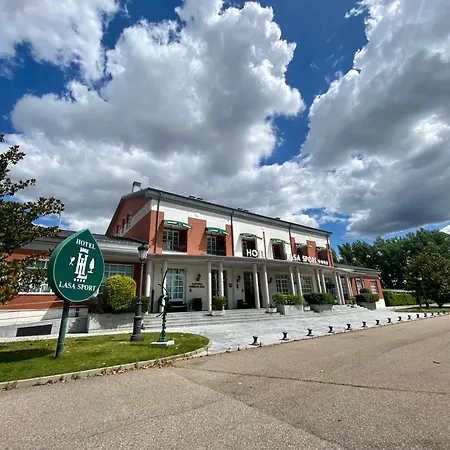 Hotel Lasa Sport 4*