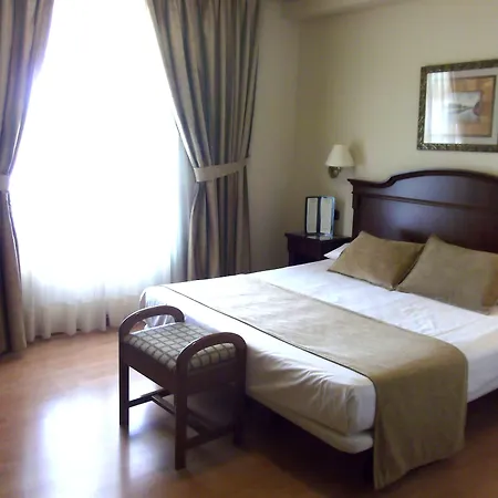 Hotel Lasa Sport Valladolid