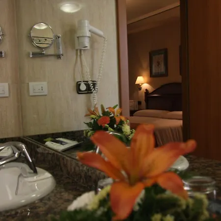 Hotel Lasa Sport 4*