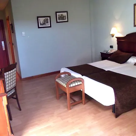 Hotel Lasa Sport Valladolid