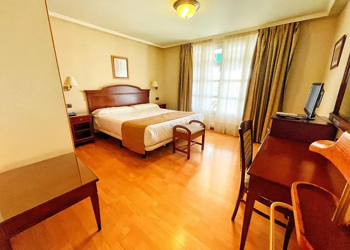 Hotel Lasa Sport Valladolid